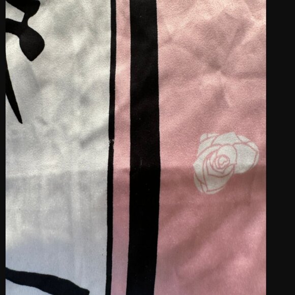 [RARE] Aldo 2018 Valentines Day Limited Edition Collection  Scarf - Picture 12 of 16